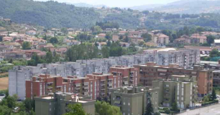 ISOLA LIRI - ESPLOSI DUE COLPI DI ARMA DA FUOCO