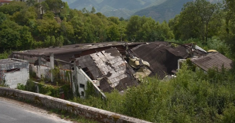 CASALVIERI - CHIAREZZA SUL CROLLO DELLA PISCINA