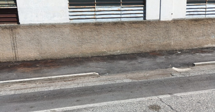 ISOLA LIRI - SPARITI RIFIUTI E CASSONETTI