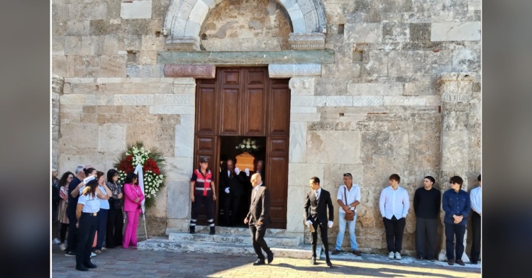 ANAGNI - LA CITTA' ABBRACCIA E SALUTA IVANO LOI