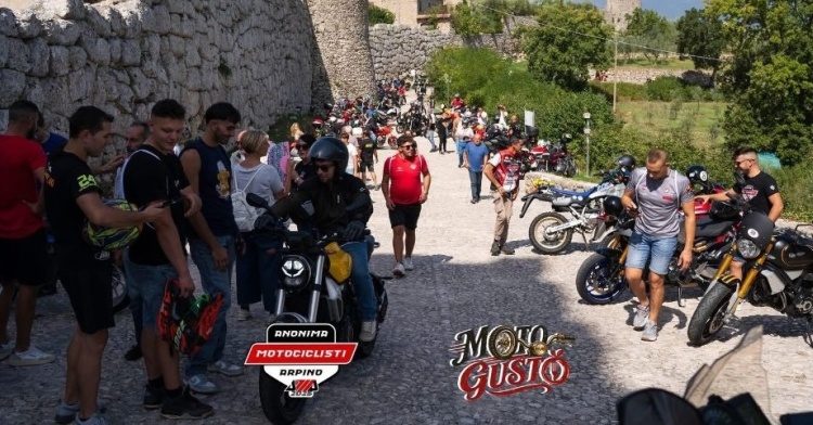 ARPINO - MOTO, STORIA E TRADIZIONI