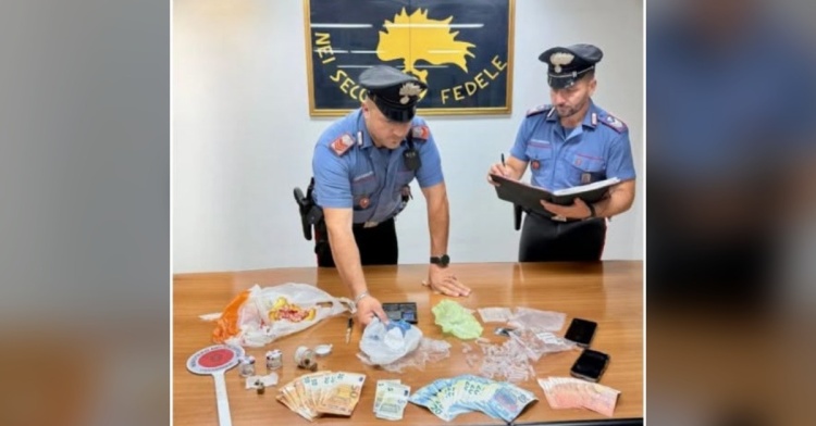 DROGA - CON LA COCAINA NELLE MUTANDE