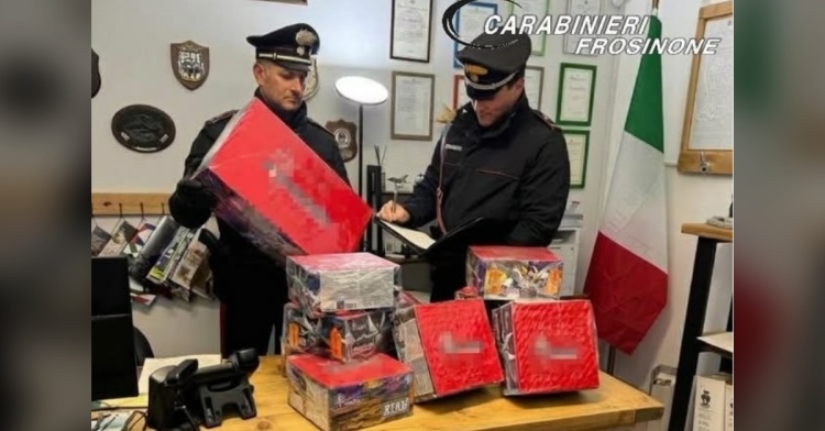 IL FATTO - ABBANDONA MATERIALE ESPLODENTE