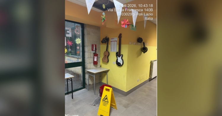 VEROLI - NELLA SCUOLA CI PIOVE DENTRO
