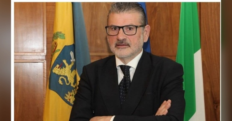 PROVINCIA - LE EVOLUZIONI E LA LIBERTA' DI GIANLUCA QUADRINI