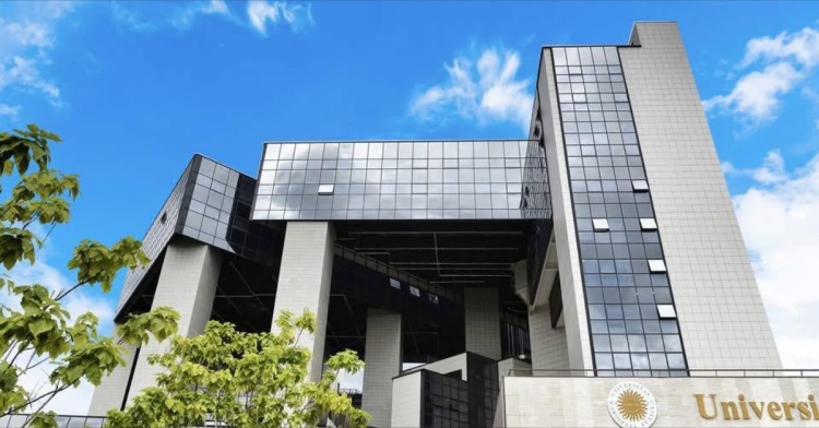 UNIVERSITA' - FESTEGGIATE DUEMILA MATRICOLE